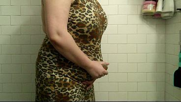 HOT FAT BBW MILF & PREGNANT TRANSGENDER FUTUNARI WITH HUGE NATURAL SAGGY TITS MASTURBATES IN BATHROOM & MAKE EXTREME KINKY CUMFLATION SHOW – AMATEUR ARABIAN SNOWWHITE